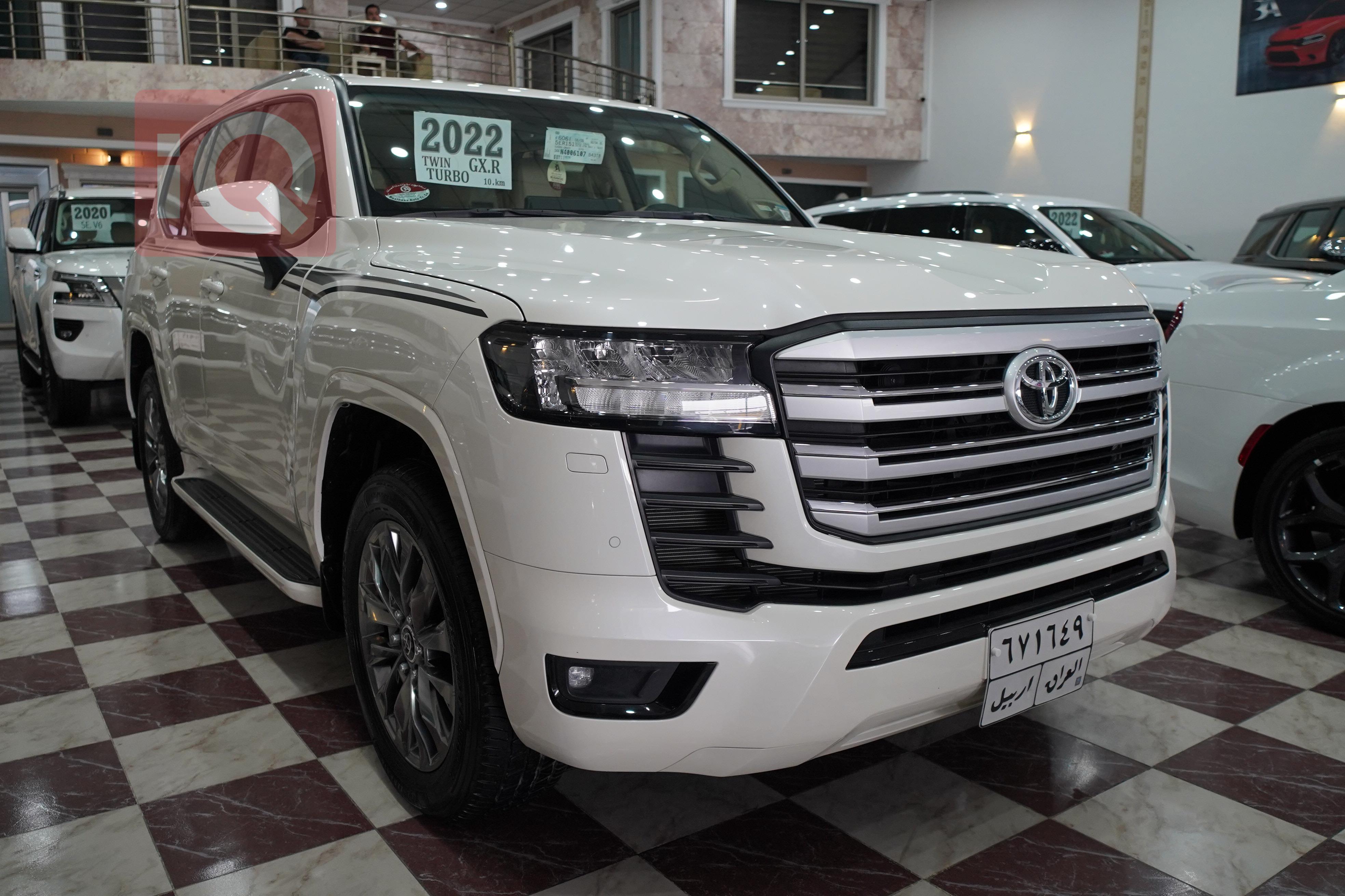 Toyota Land Cruiser